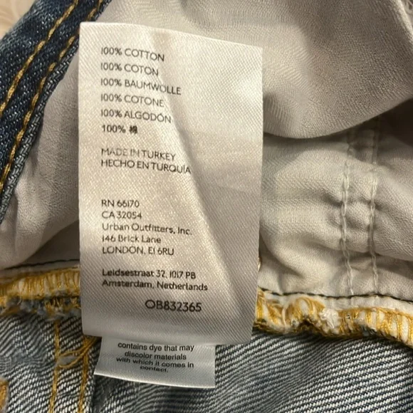 Free People We The Free ‘Maggie’ distressed chewed hem straight cropped jeans 28 - Picture 8 of 11